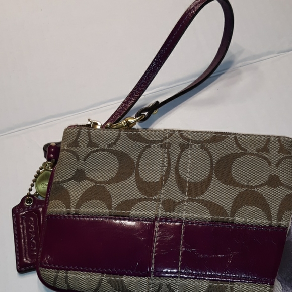 Rare 2008 COACH Legacy Purple Signature Stripe Wri - Picture 14 of 16